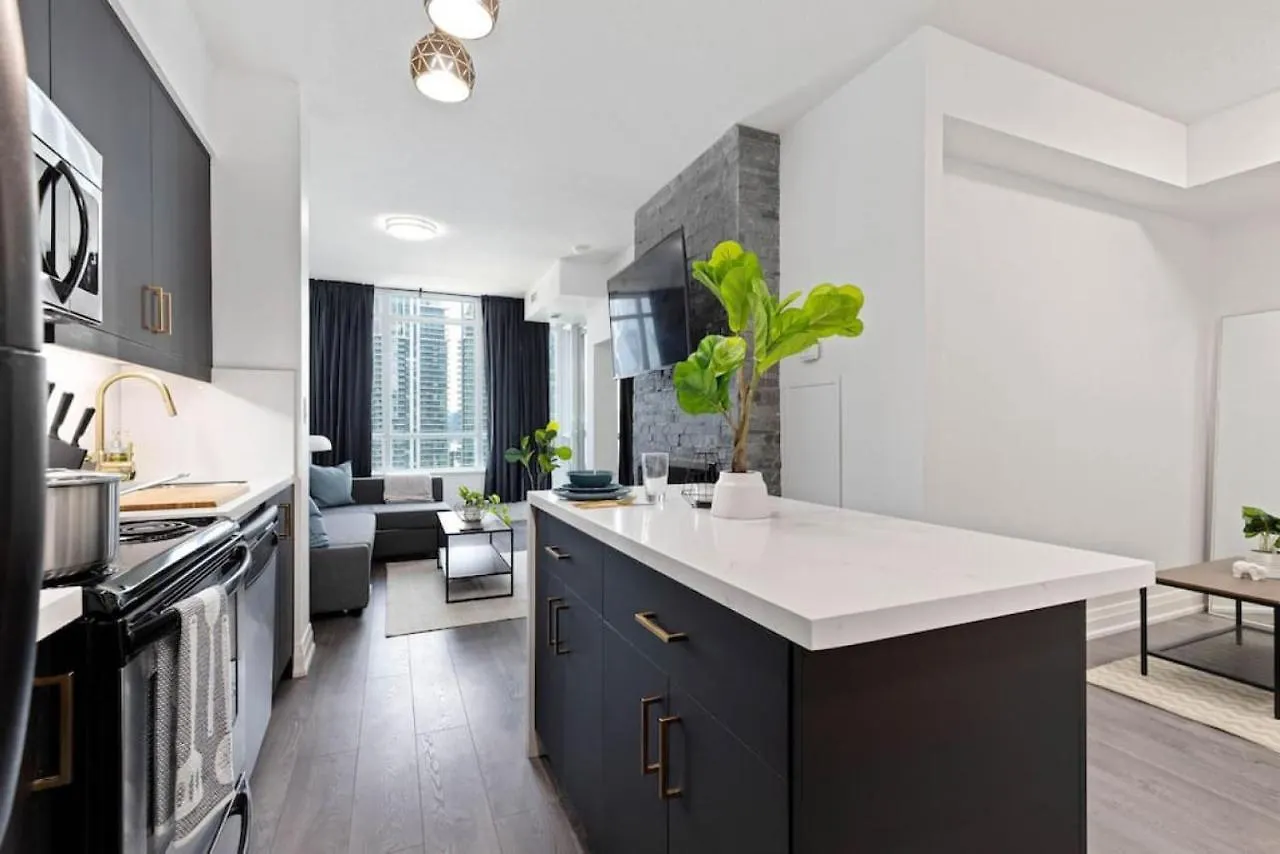Lux 1 Br-Den Dwtn Condo Near Cn Tower With Parking 토론토
